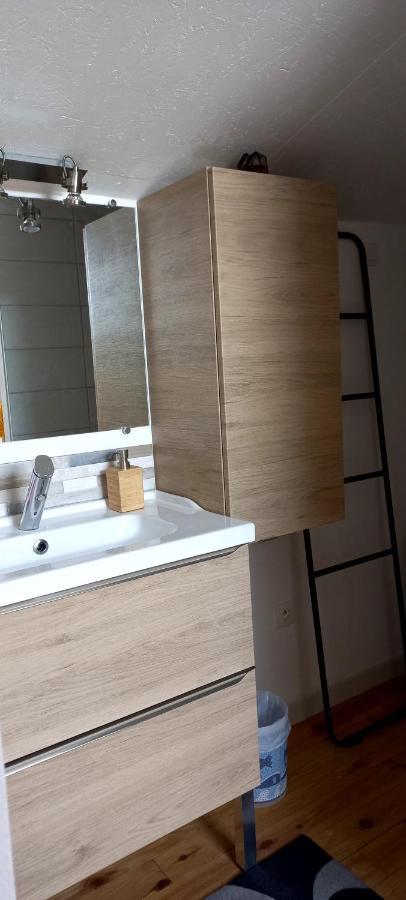 Charmant Logement Avec Terrasse Salinelles المظهر الخارجي الصورة
