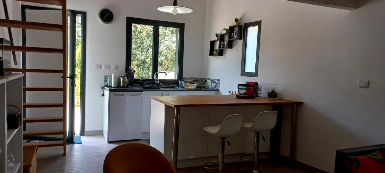 Charmant Logement Avec Terrasse Salinelles المظهر الخارجي الصورة